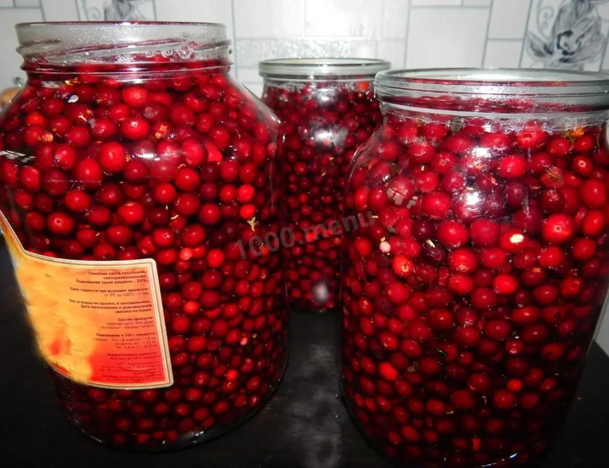 Мочёная клюква на зиму в банках Банки с мочёной клюквой на зиму